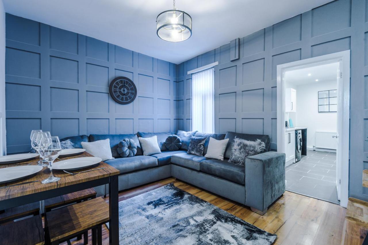 3 Bedroom House Manchester Hosted By Mcr Dens Exterior photo