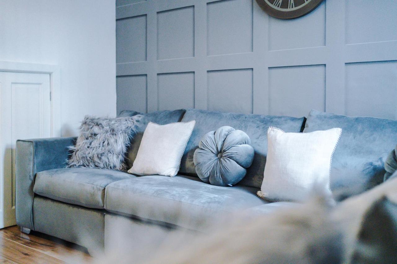 3 Bedroom House Manchester Hosted By Mcr Dens Exterior photo